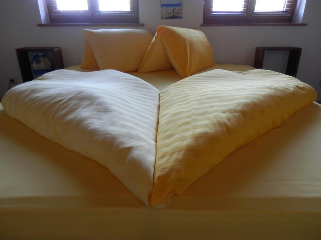 Girbl Bio Zimmer Apartment Strobl Bagian luar foto